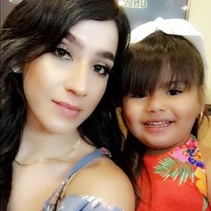 Meet your Posher, Natalie